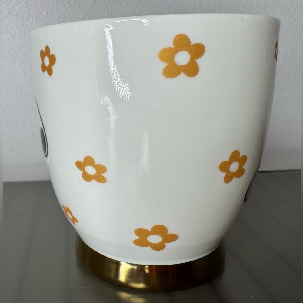 Peanuts snoopy fine Ceramic electroplated Cup with Gold Accent 16.7 oz mug - Picture 3 of 5